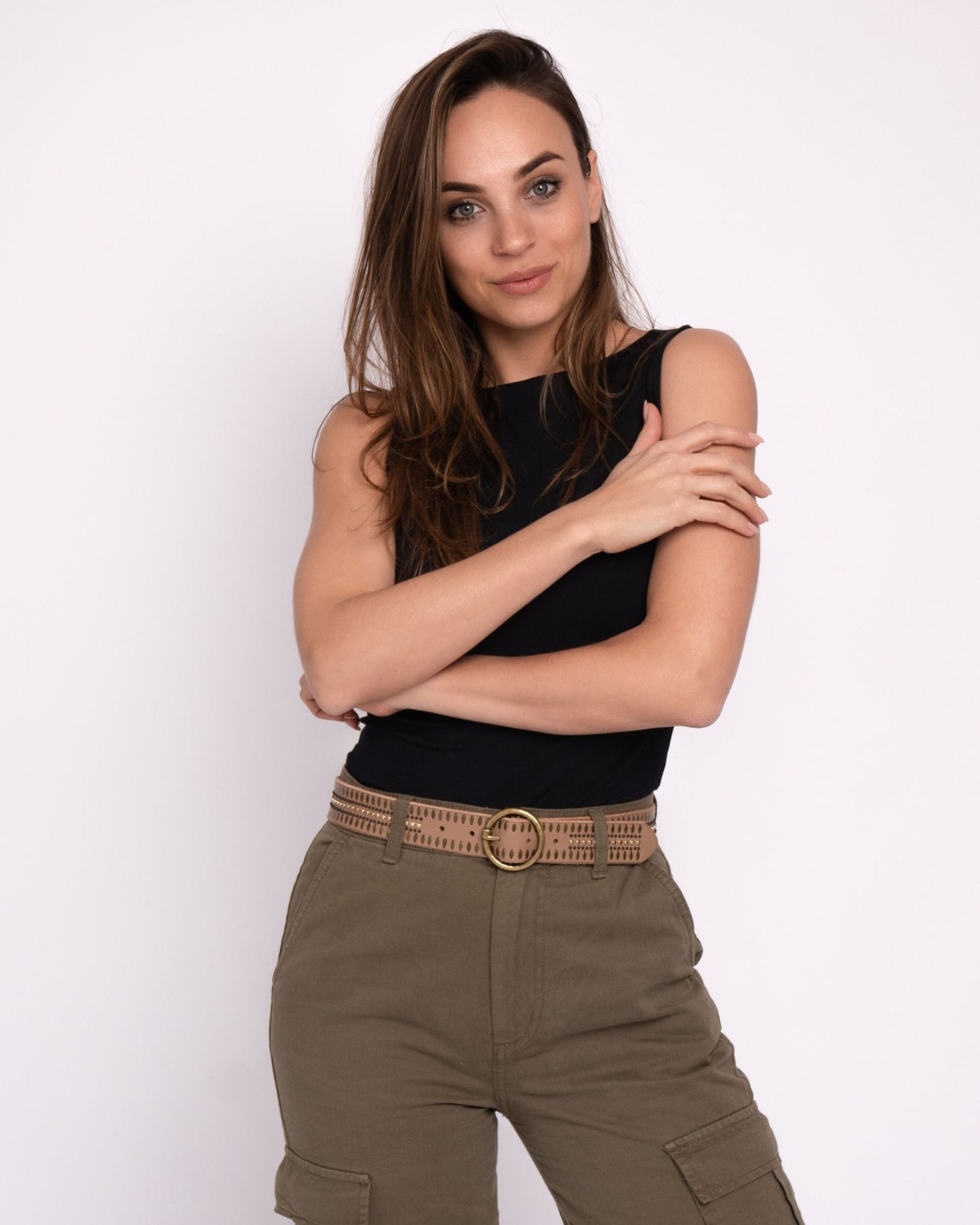 Soraya | Studded Leather Belt with Gold Round Buckle